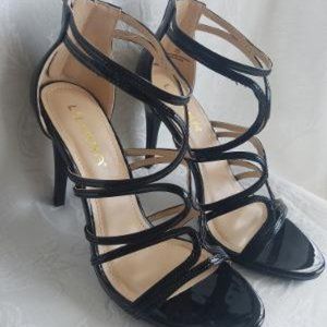 Liliana Black Heels, S - 7.5
